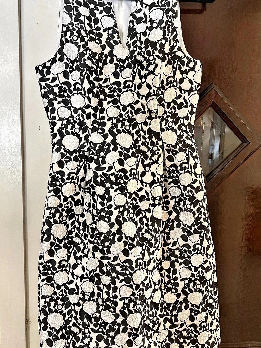 Adrianna Papell Floral Jacquard Mini Dress Black & White Like New